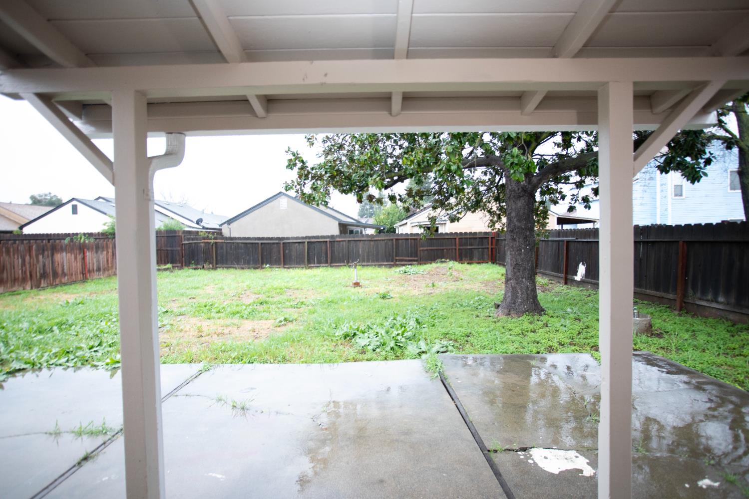 206 S Lee Ave, Oakdale, CA 95361