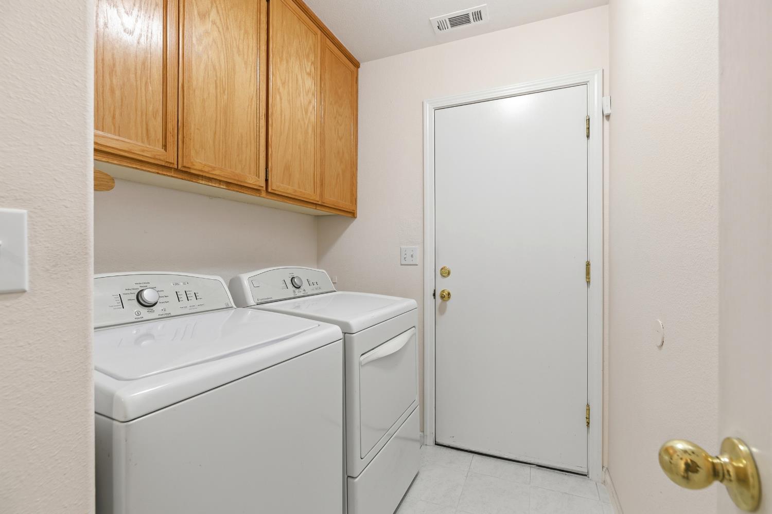 3417 Lauding Way, Modesto, CA 95355