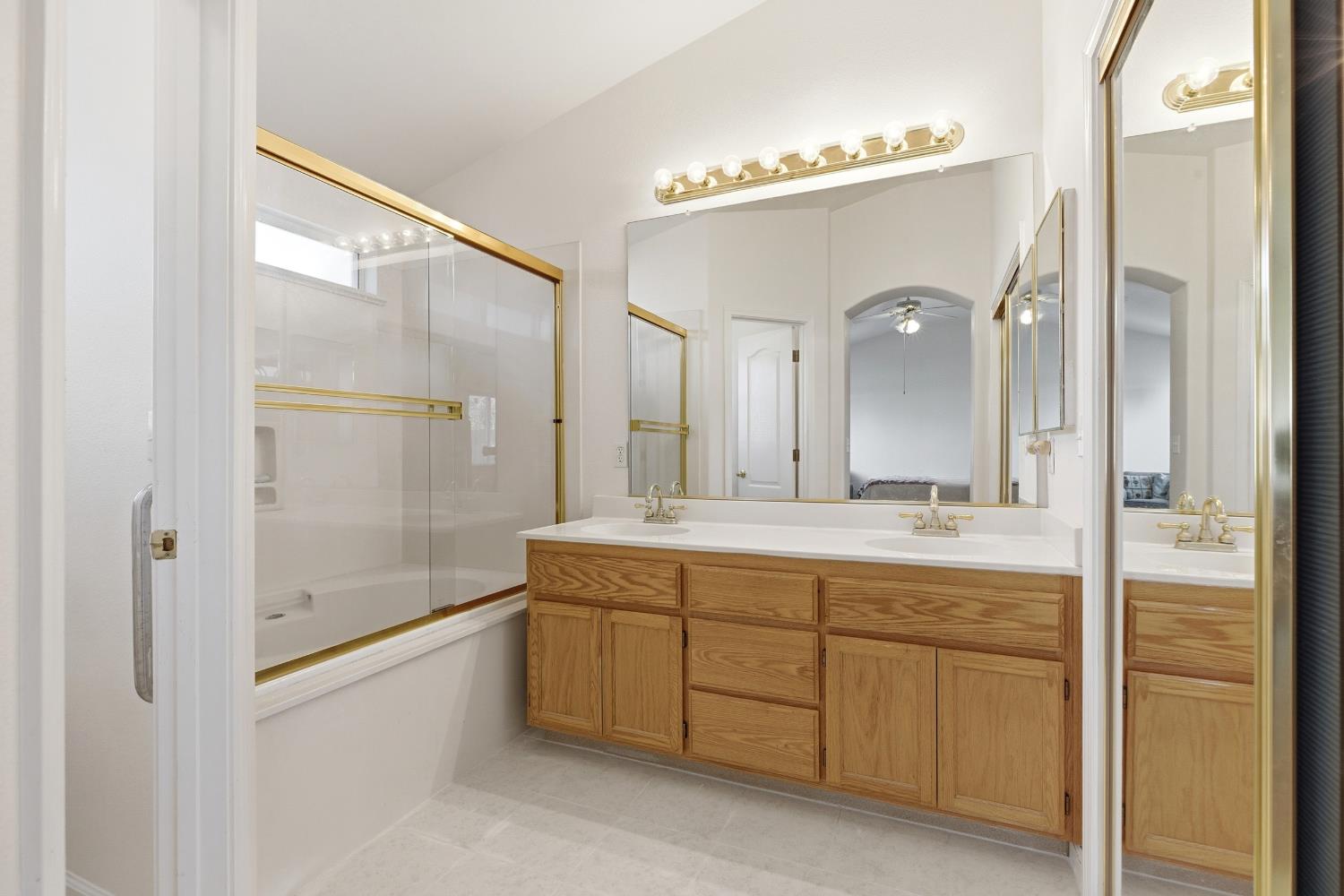 3417 Lauding Way, Modesto, CA 95355