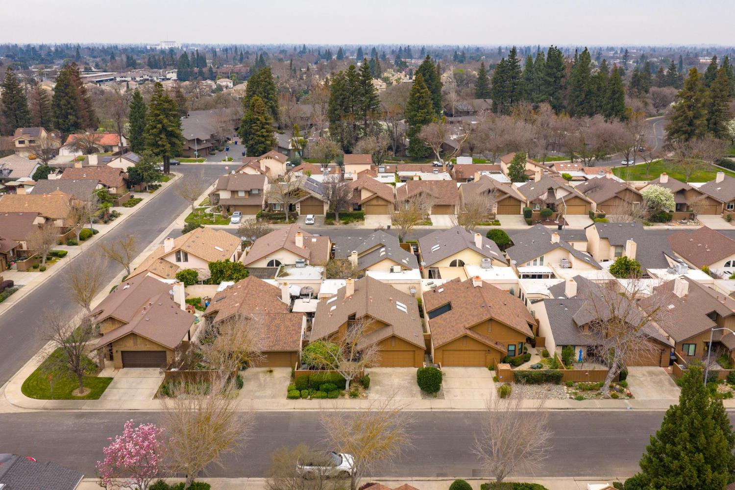 1809 Holly Oak Dr, Modesto, CA 95354