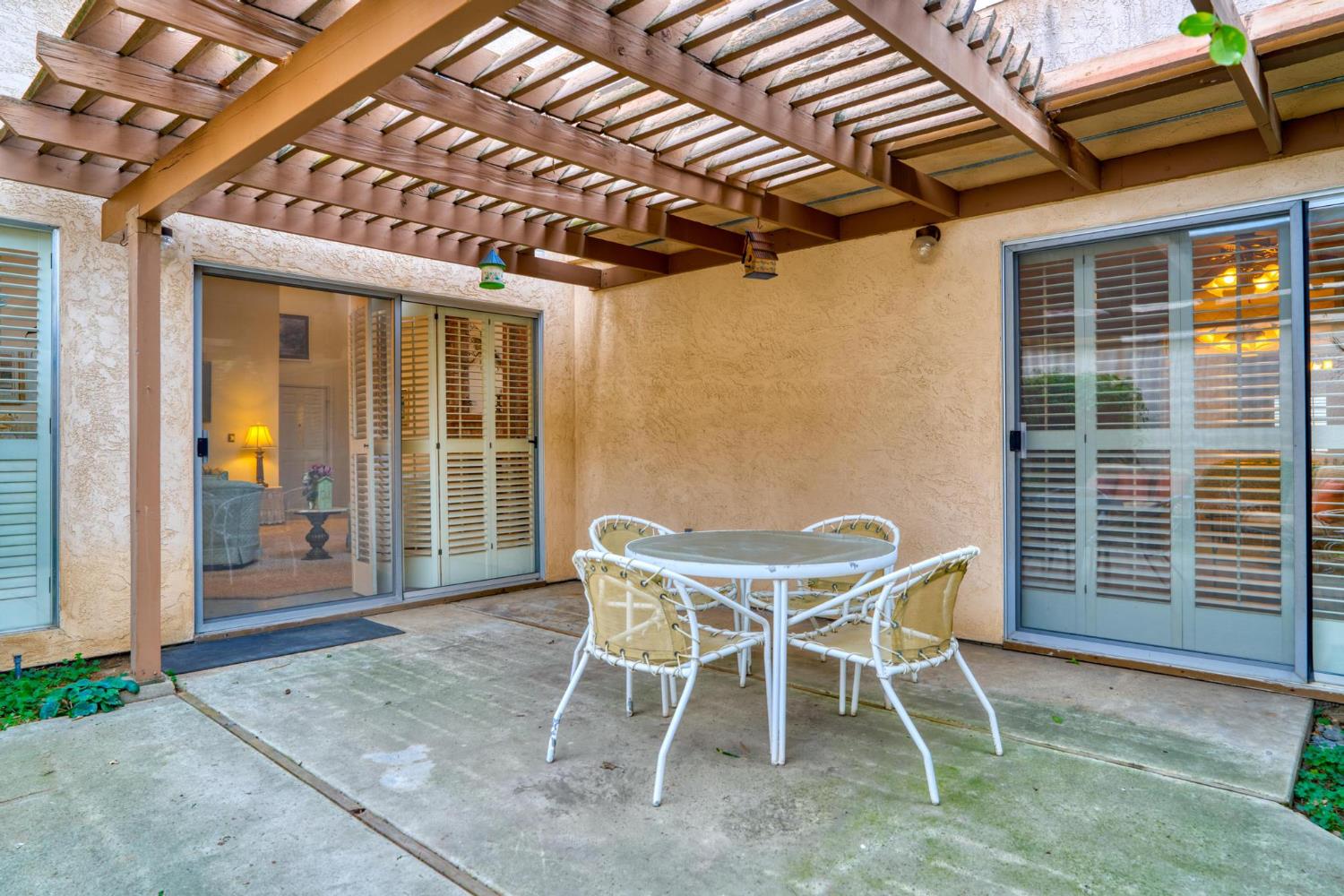 1809 Holly Oak Dr, Modesto, CA 95354