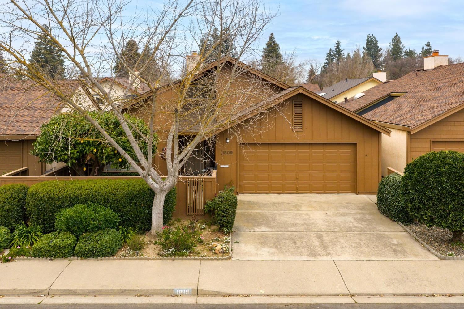 1809 Holly Oak Dr, Modesto, CA 95354