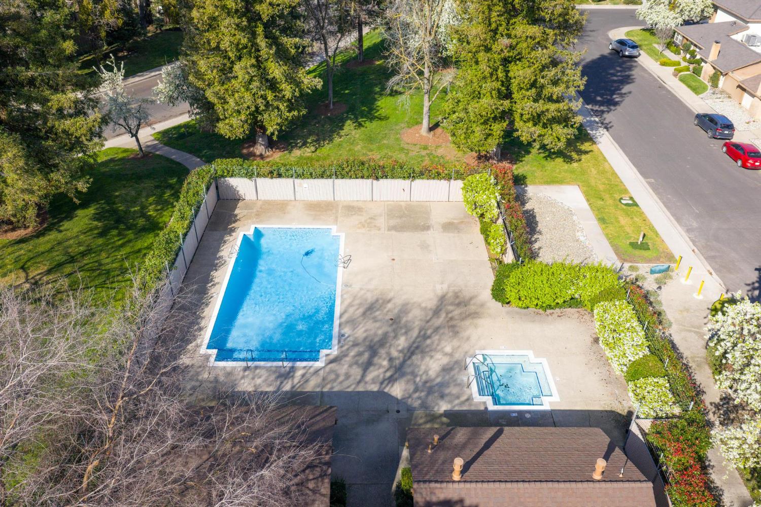 1809 Holly Oak Dr, Modesto, CA 95354