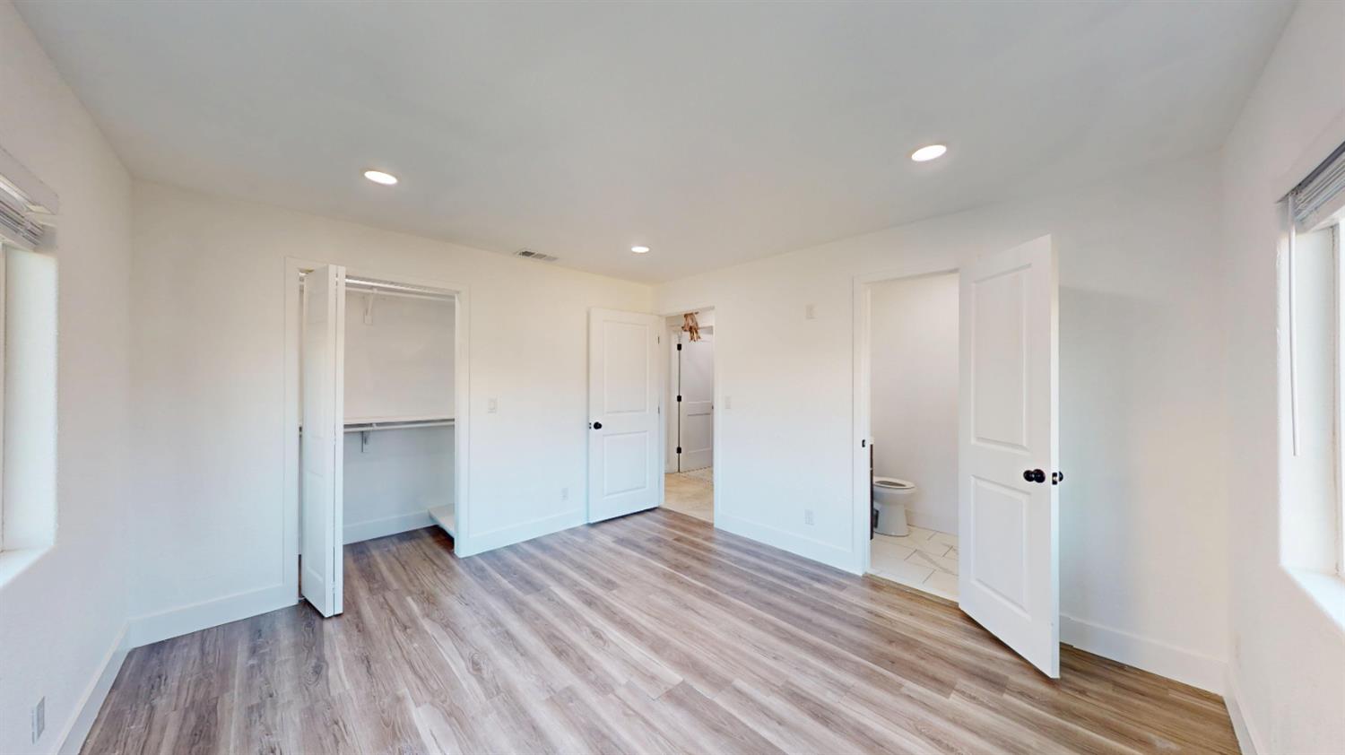 105 Pleasant St, Modesto, CA 95354