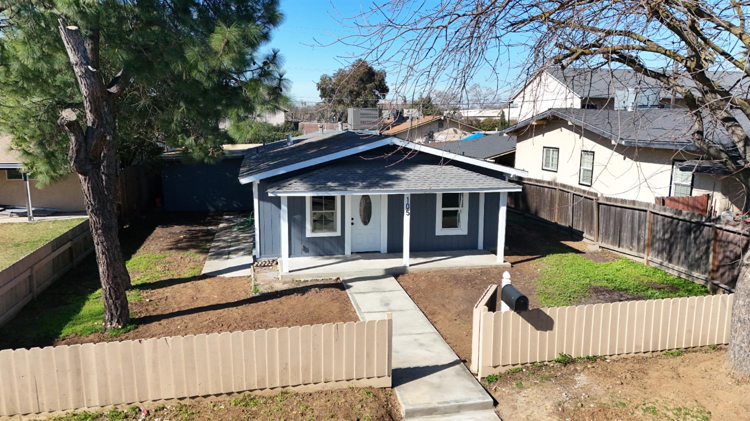 105 Pleasant St, Modesto, CA 95354