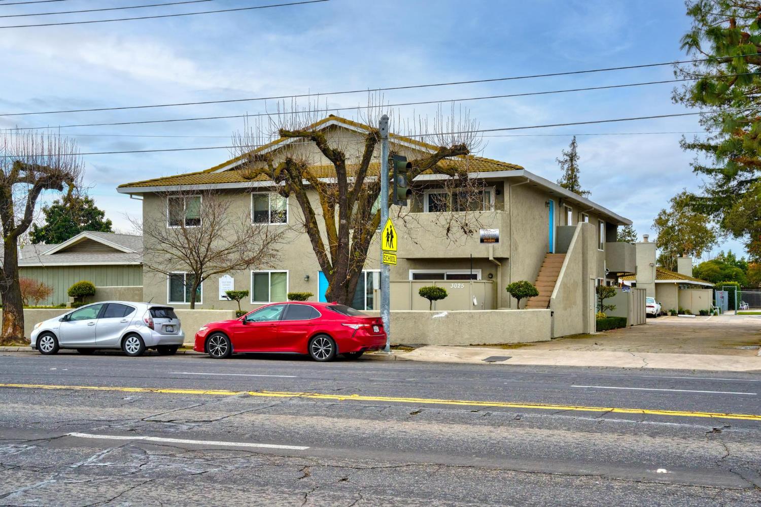 3025 Tully Rd, Modesto, CA 95350