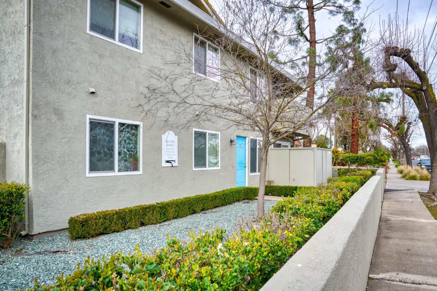 3025 Tully Rd, Modesto, CA 95350