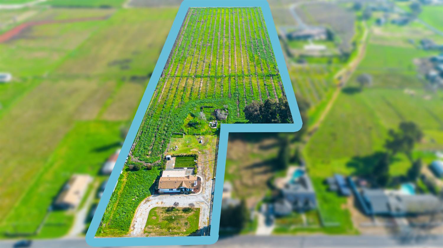 10118 Pioneer Ave, Oakdale, CA 95361