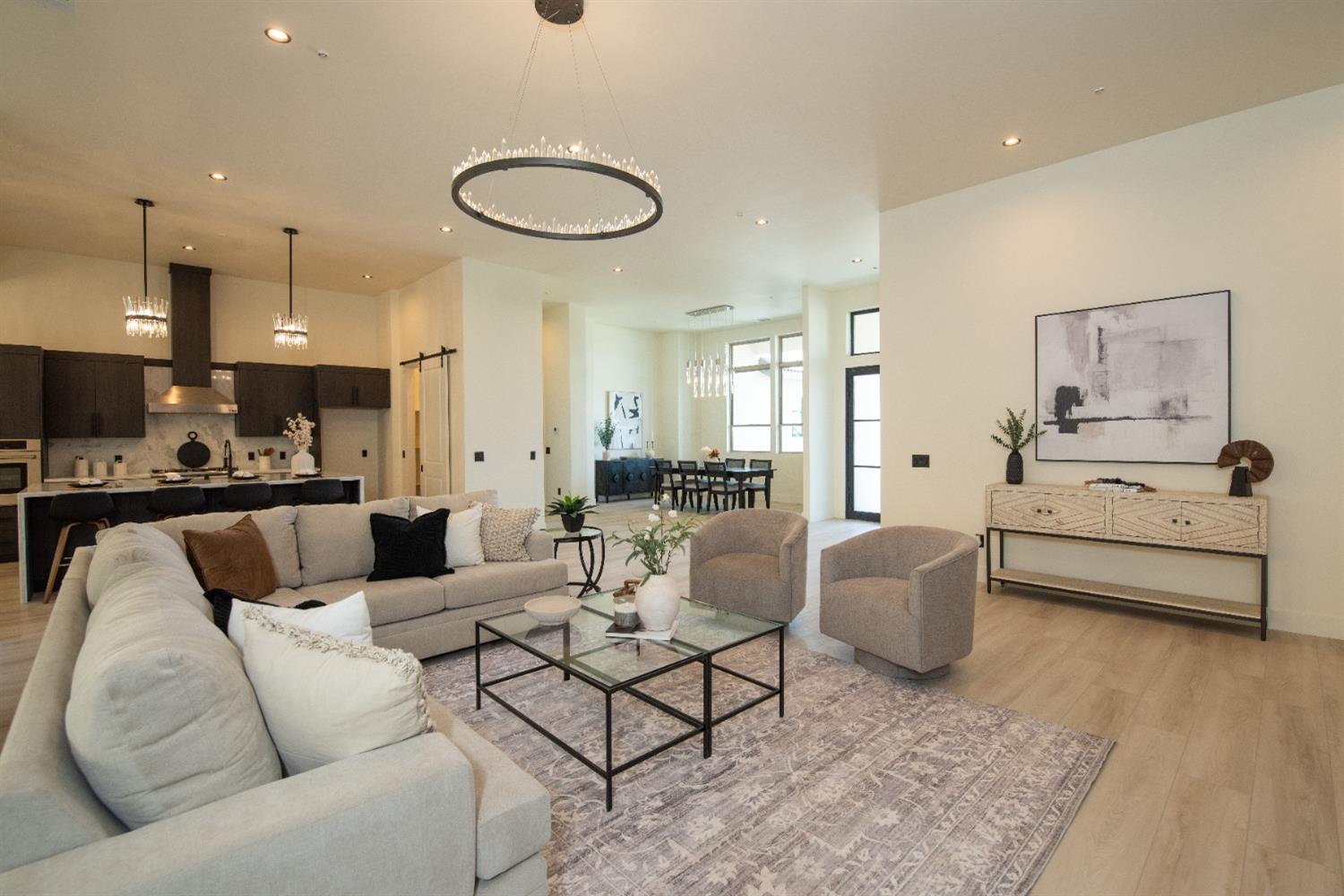 10318 Fox Borough Dr, Oakdale, CA 95361