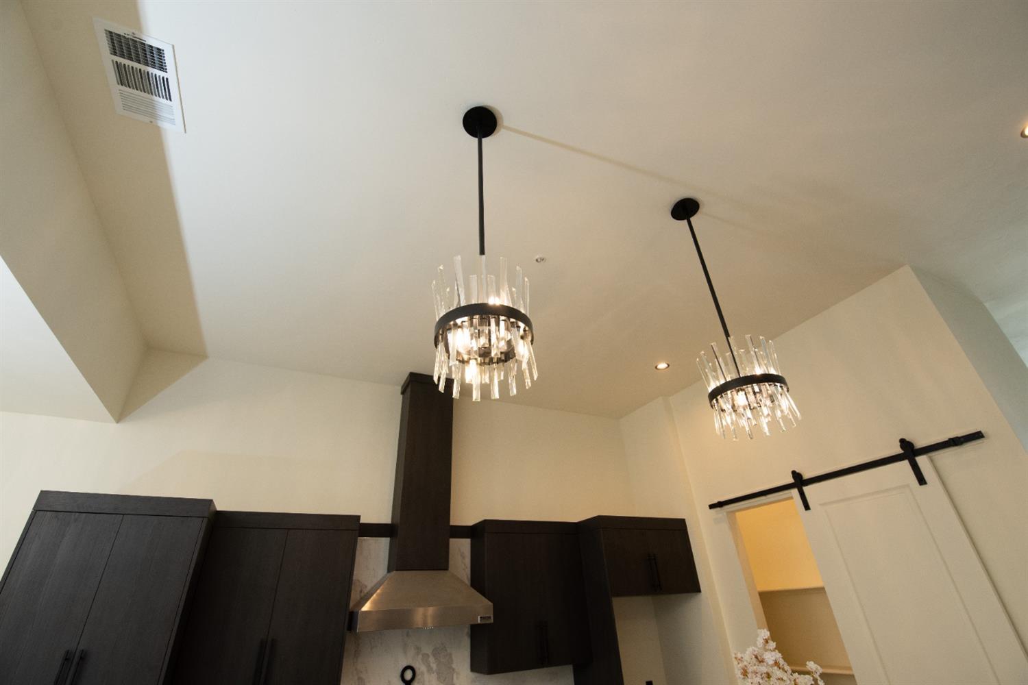 10318 Fox Borough Dr, Oakdale, CA 95361