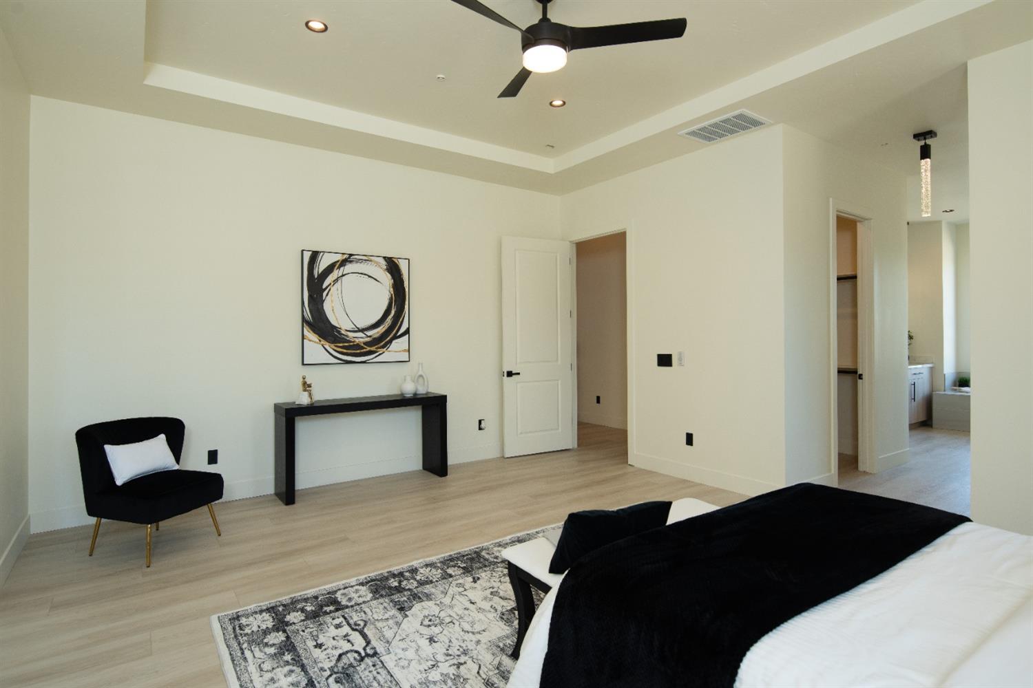 10318 Fox Borough Dr, Oakdale, CA 95361