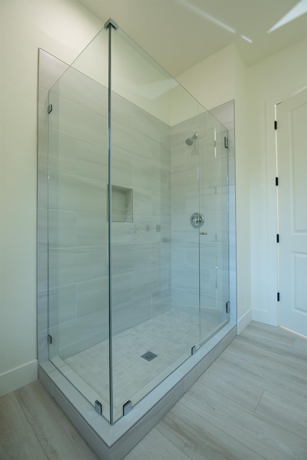 10318 Fox Borough Dr, Oakdale, CA 95361