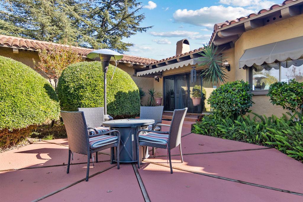 10722 Rawles Rd, Oakdale, CA 95361