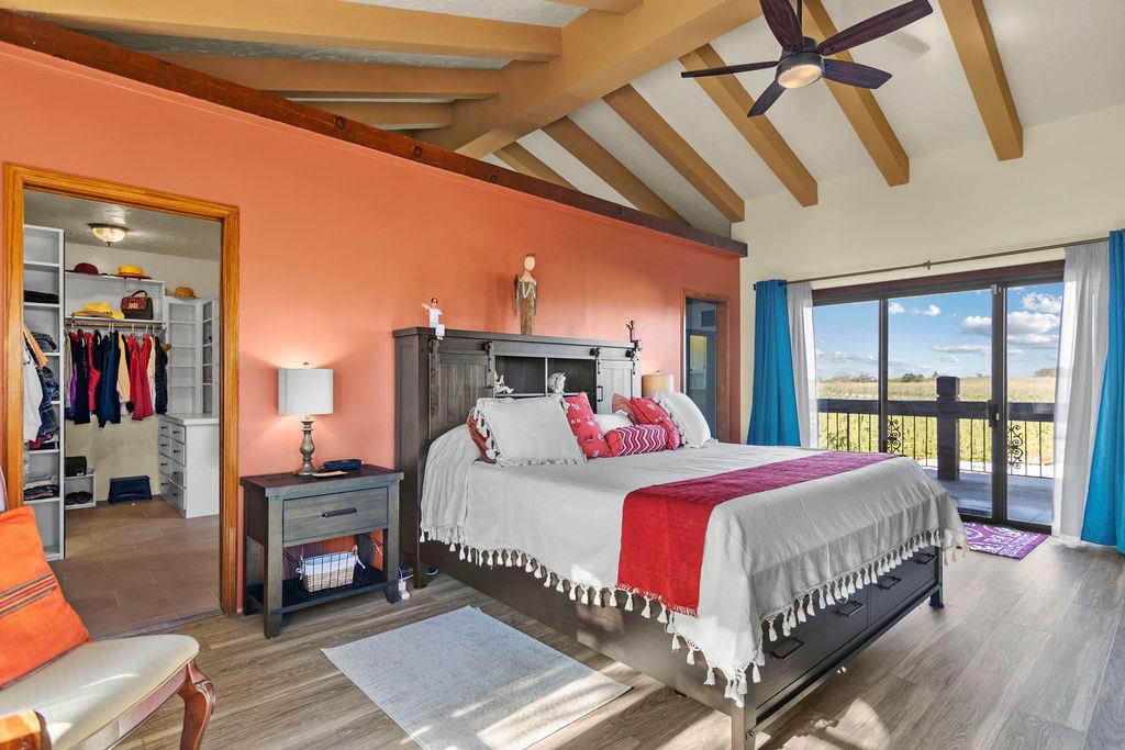 10722 Rawles Rd, Oakdale, CA 95361