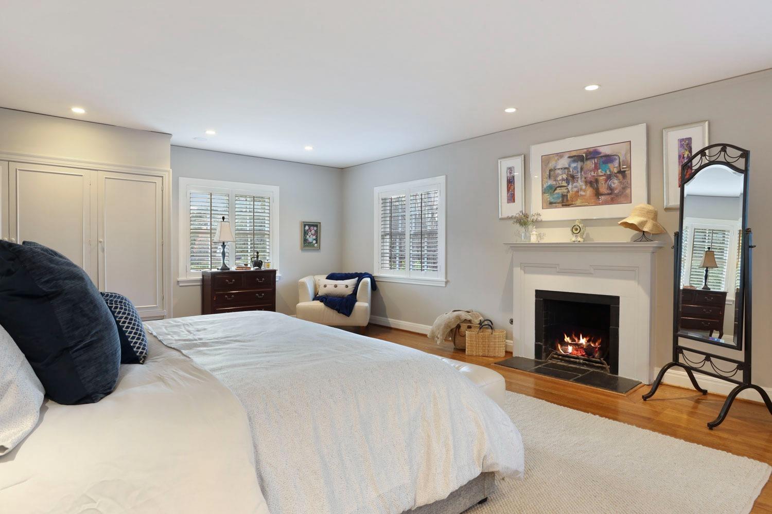 930 Sycamore Ave, Modesto, CA 95350