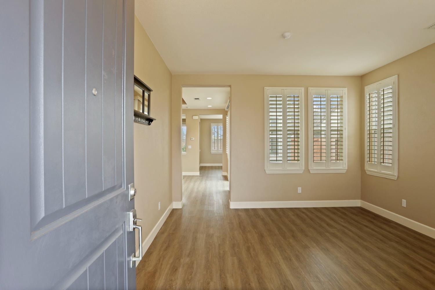 1076 Balzo St, Manteca, CA 95337