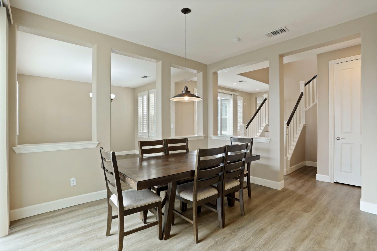 1076 Balzo St, Manteca, CA 95337