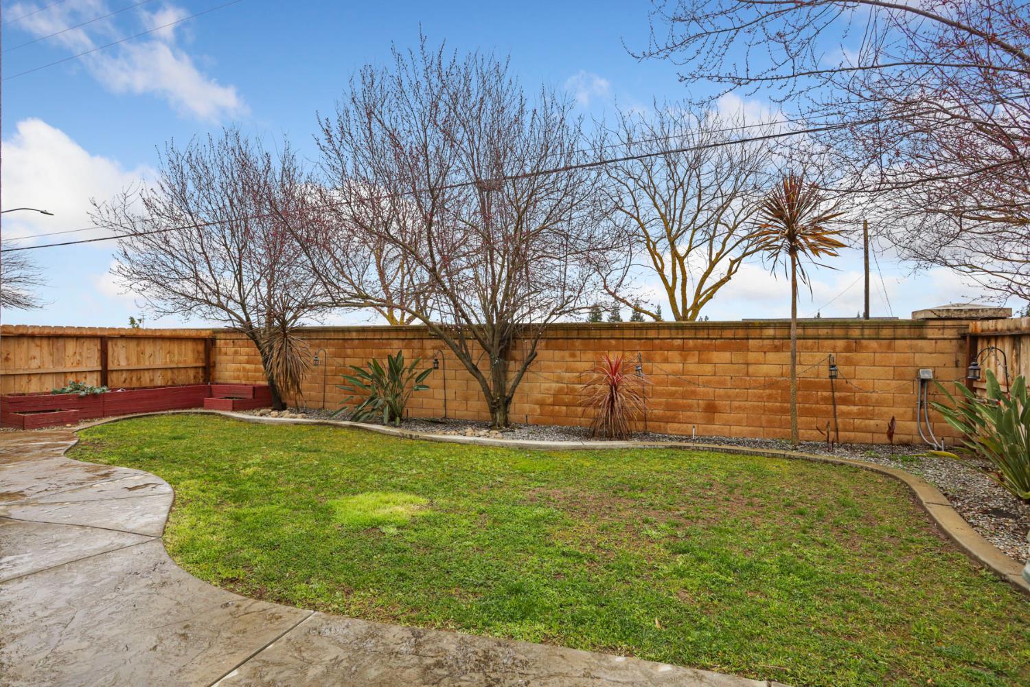 1076 Balzo St, Manteca, CA 95337