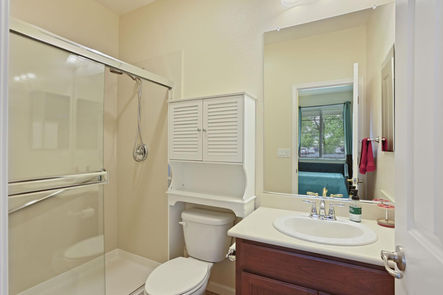 1094 Danilo Ct, Manteca, CA 95337