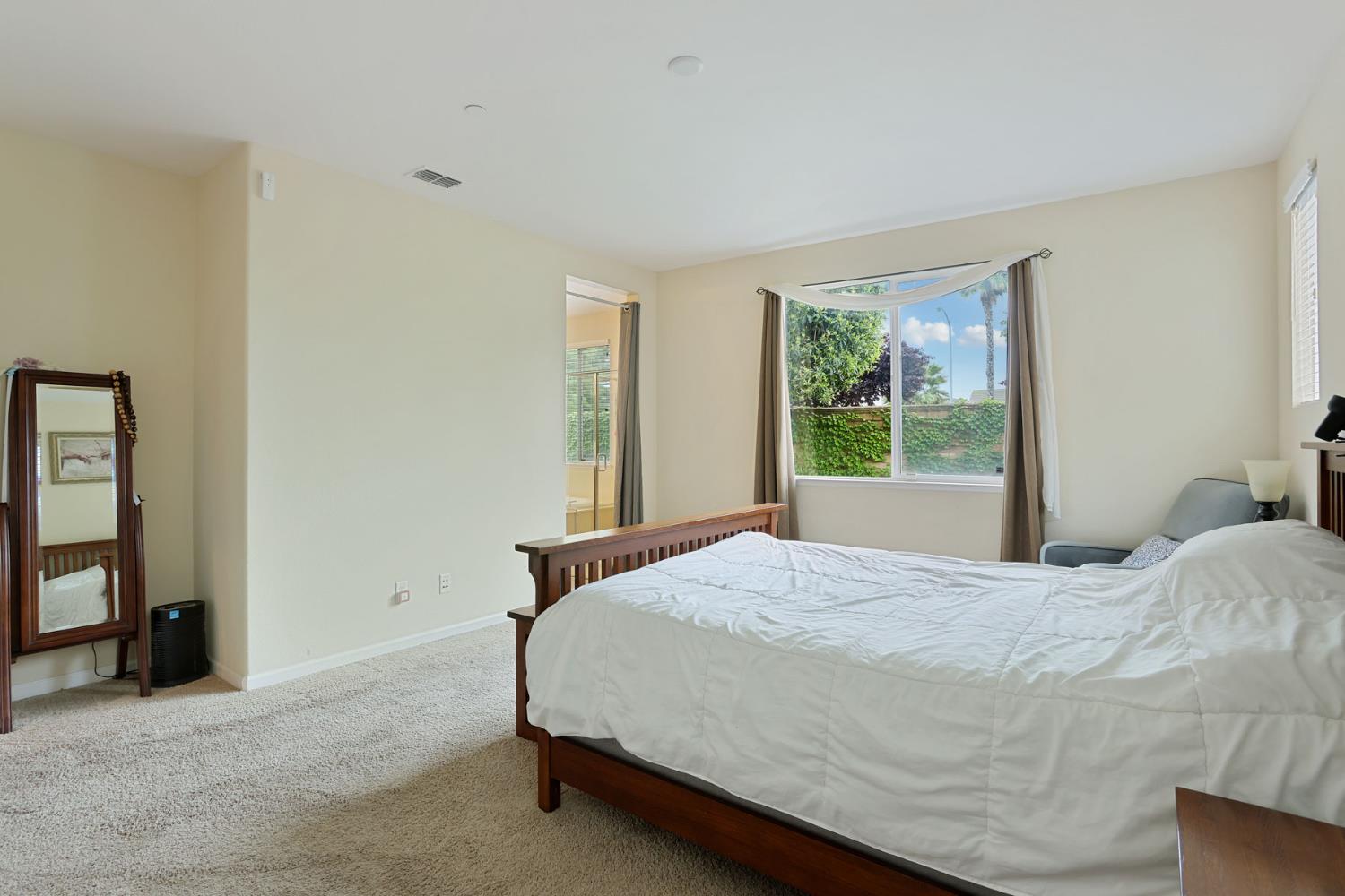 1094 Danilo Ct, Manteca, CA 95337