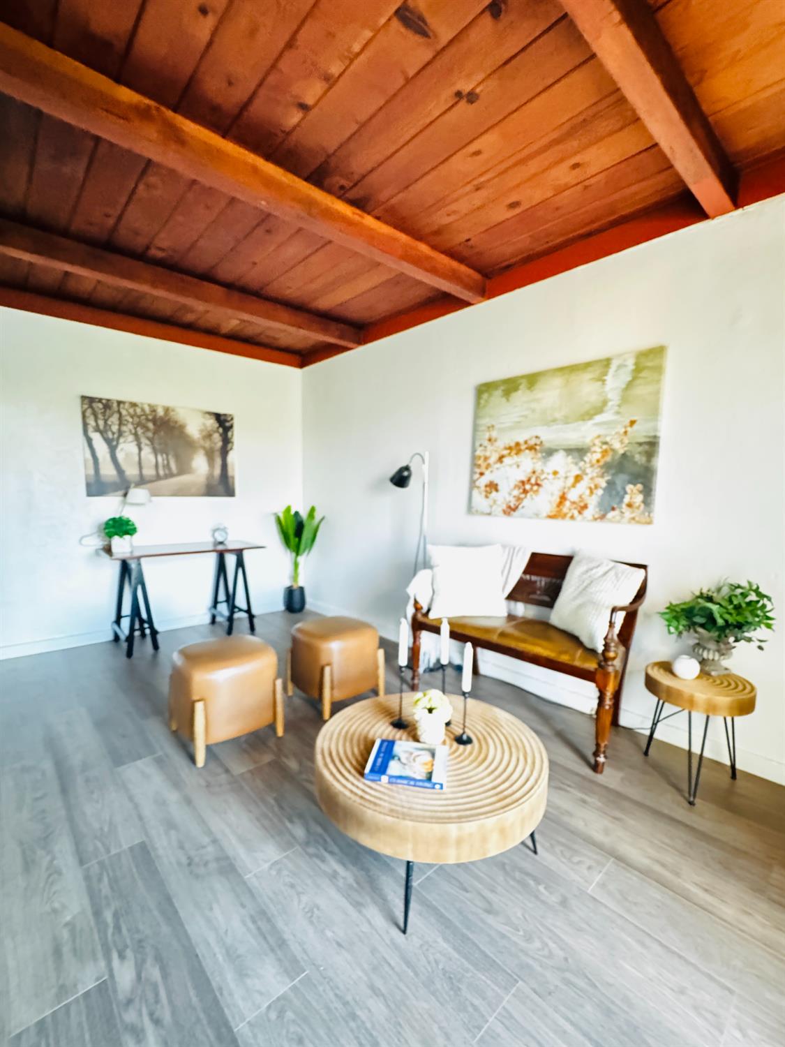 1630 1628 Paradise Rd, Modesto, CA 95358