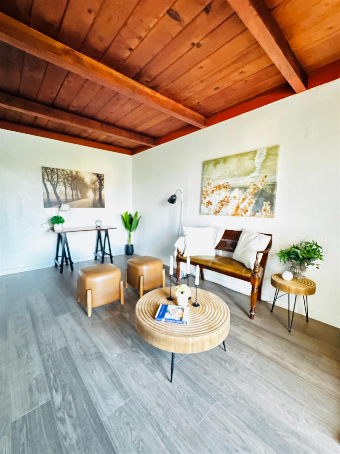 1630 1628 Paradise Rd, Modesto, CA 95358