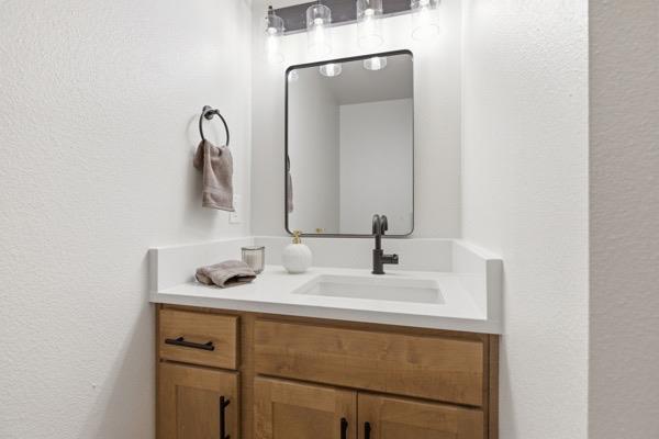 2199 Glen Ave, Merced, CA 95340