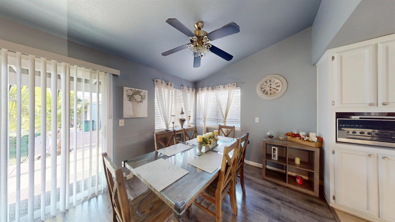 1617 Charlottesville Ln, Ceres, CA 95307