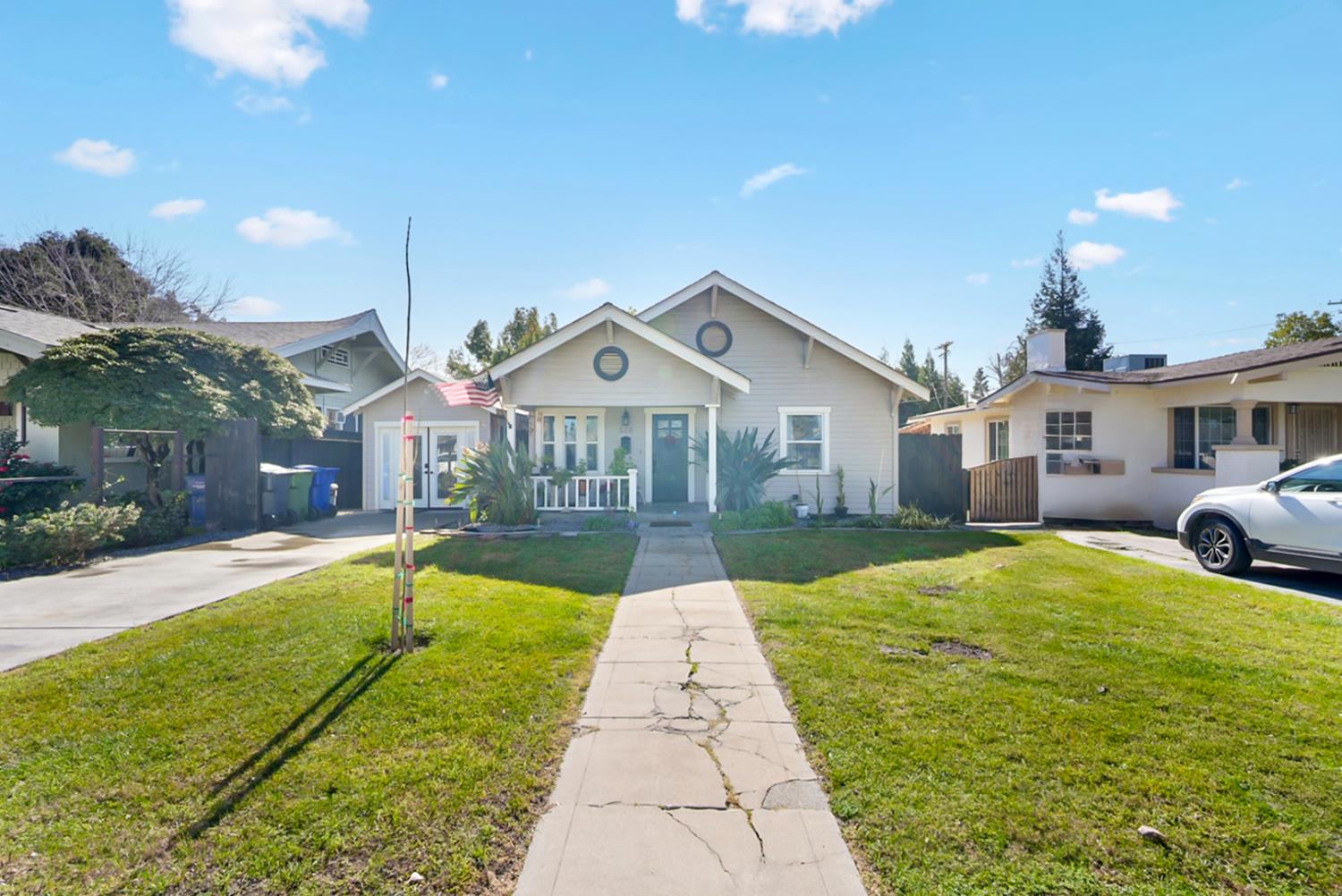 526 Flower St, Turlock, CA 95380