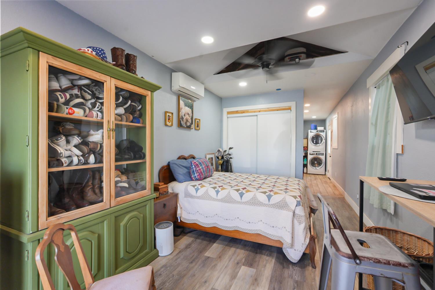 526 Flower St, Turlock, CA 95380