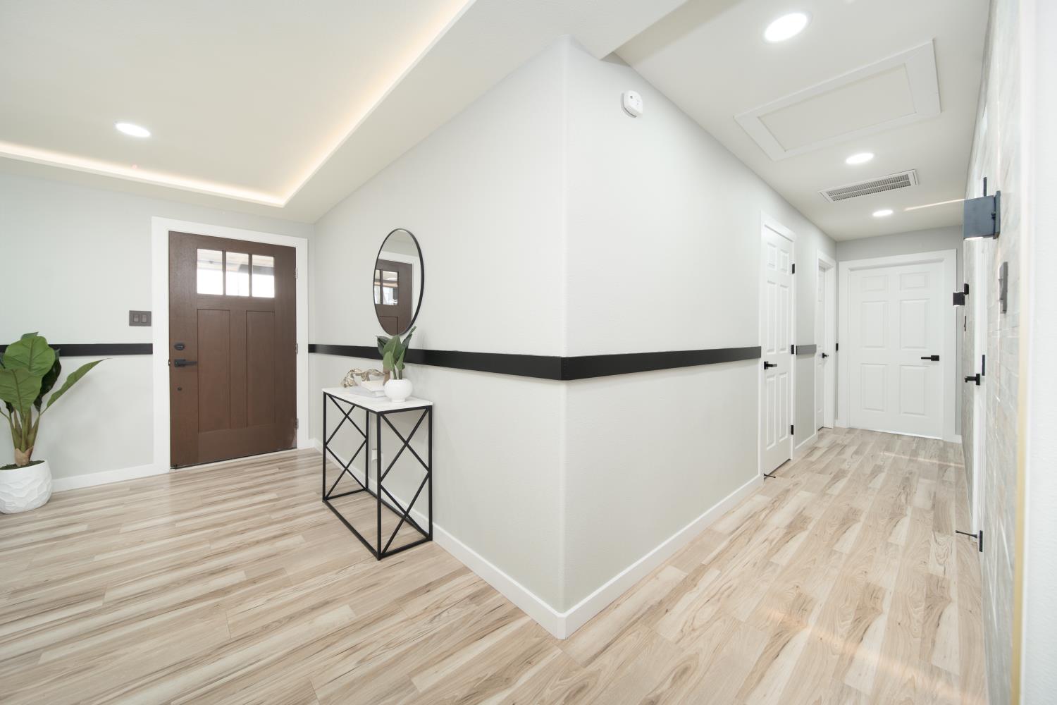 927 E Fairmont Ave, Modesto, CA 95350