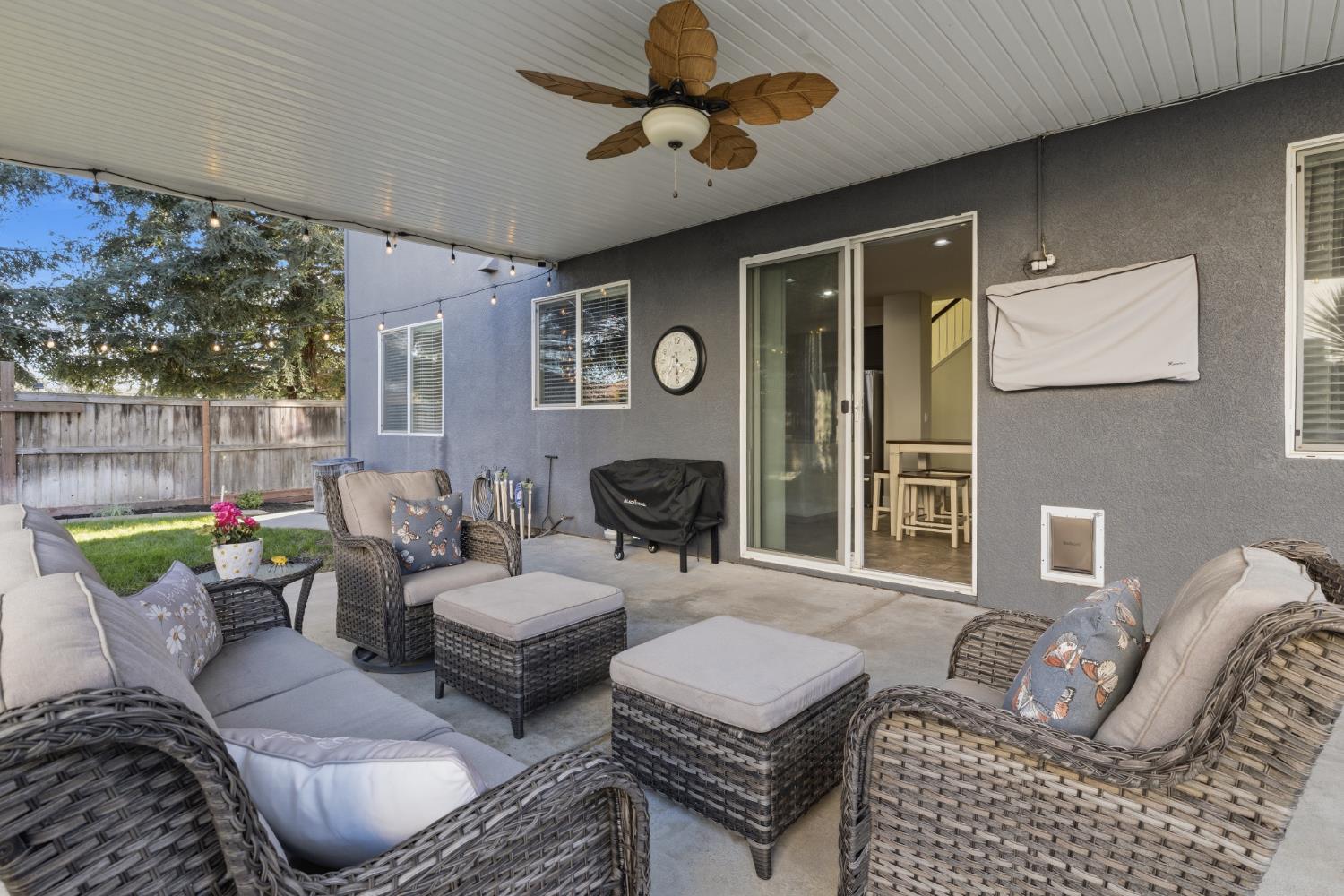 3300 Fetereia Dr, Modesto, CA 95355