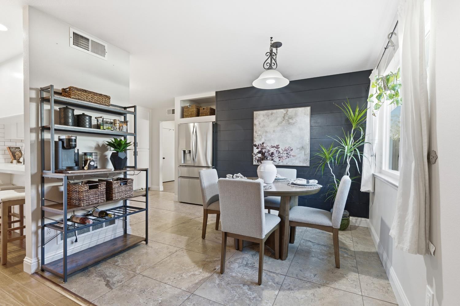 1316 Sharonwood Dr, Modesto, CA 95355