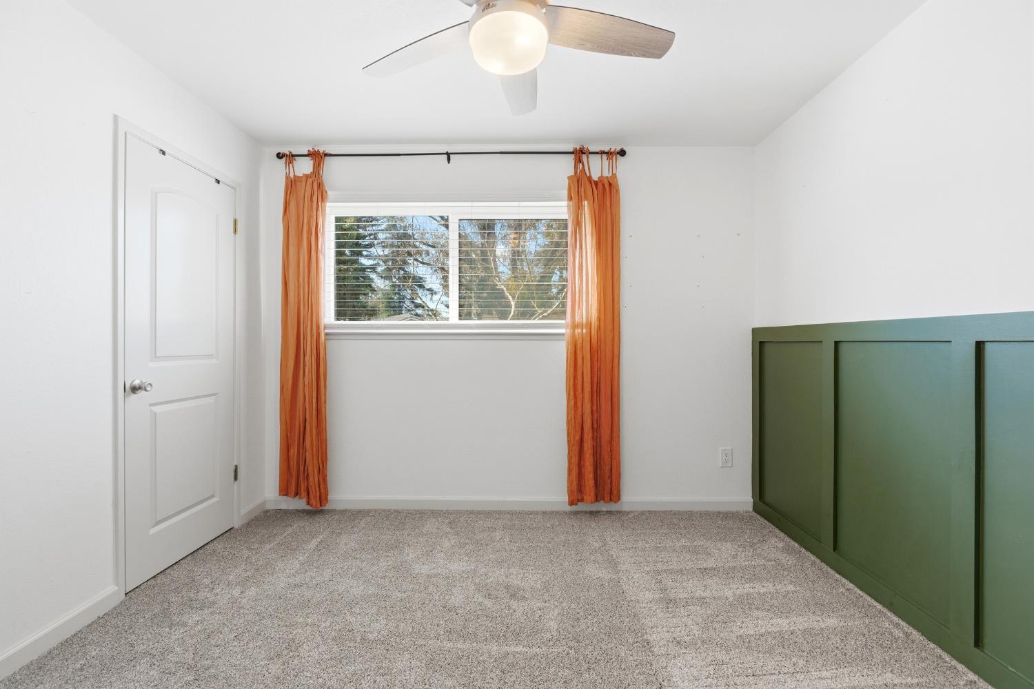 1316 Sharonwood Dr, Modesto, CA 95355