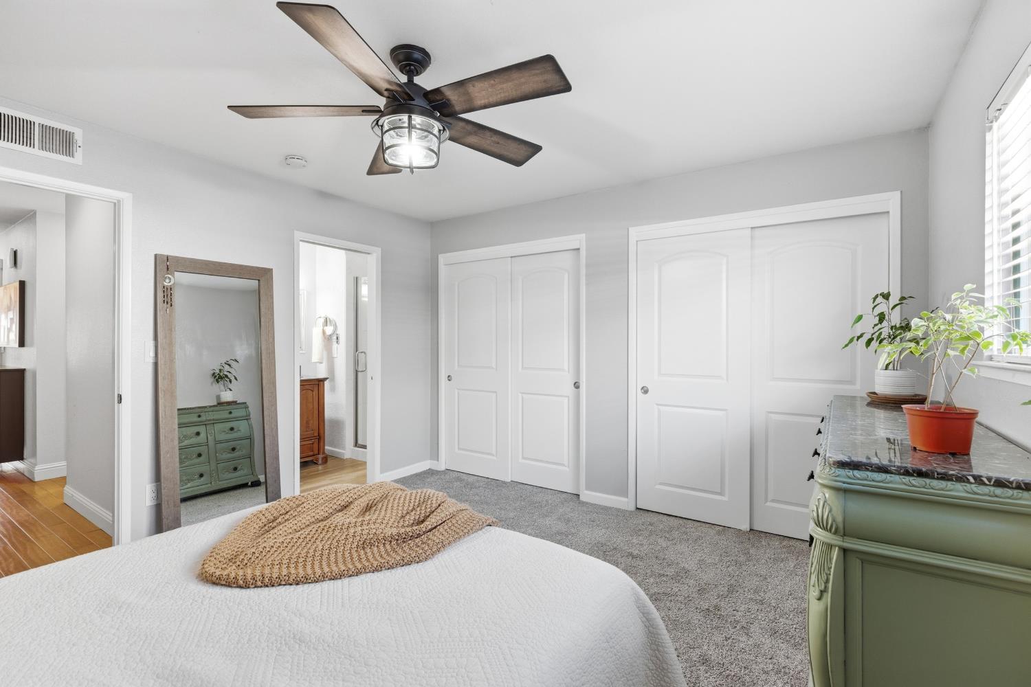 1316 Sharonwood Dr, Modesto, CA 95355