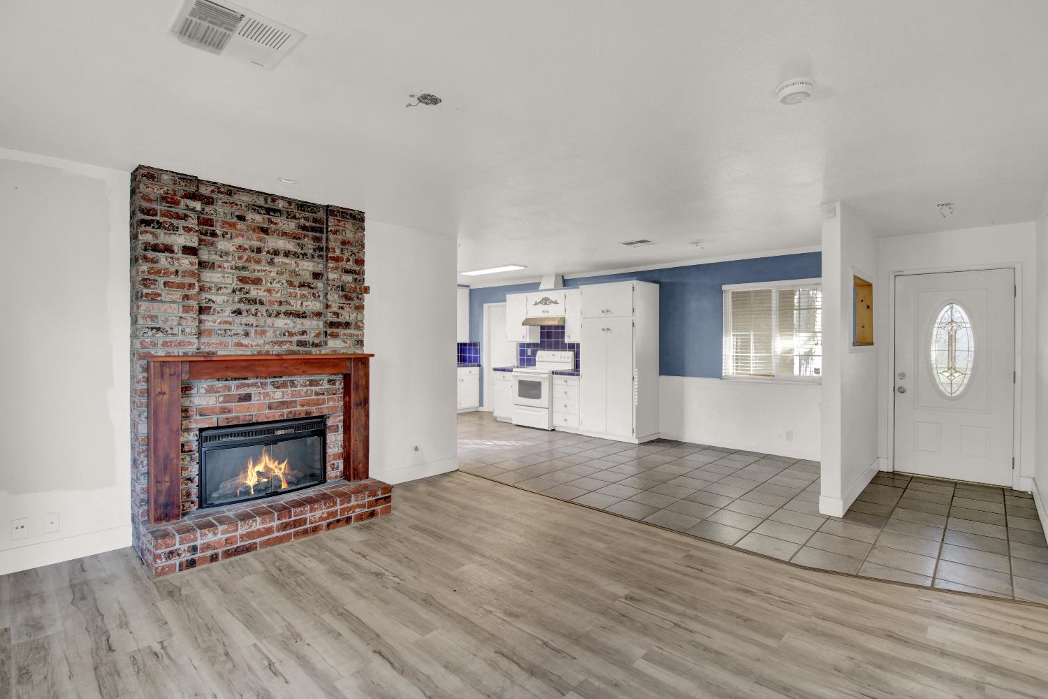 1837 Celeste Dr, Modesto, CA 95355