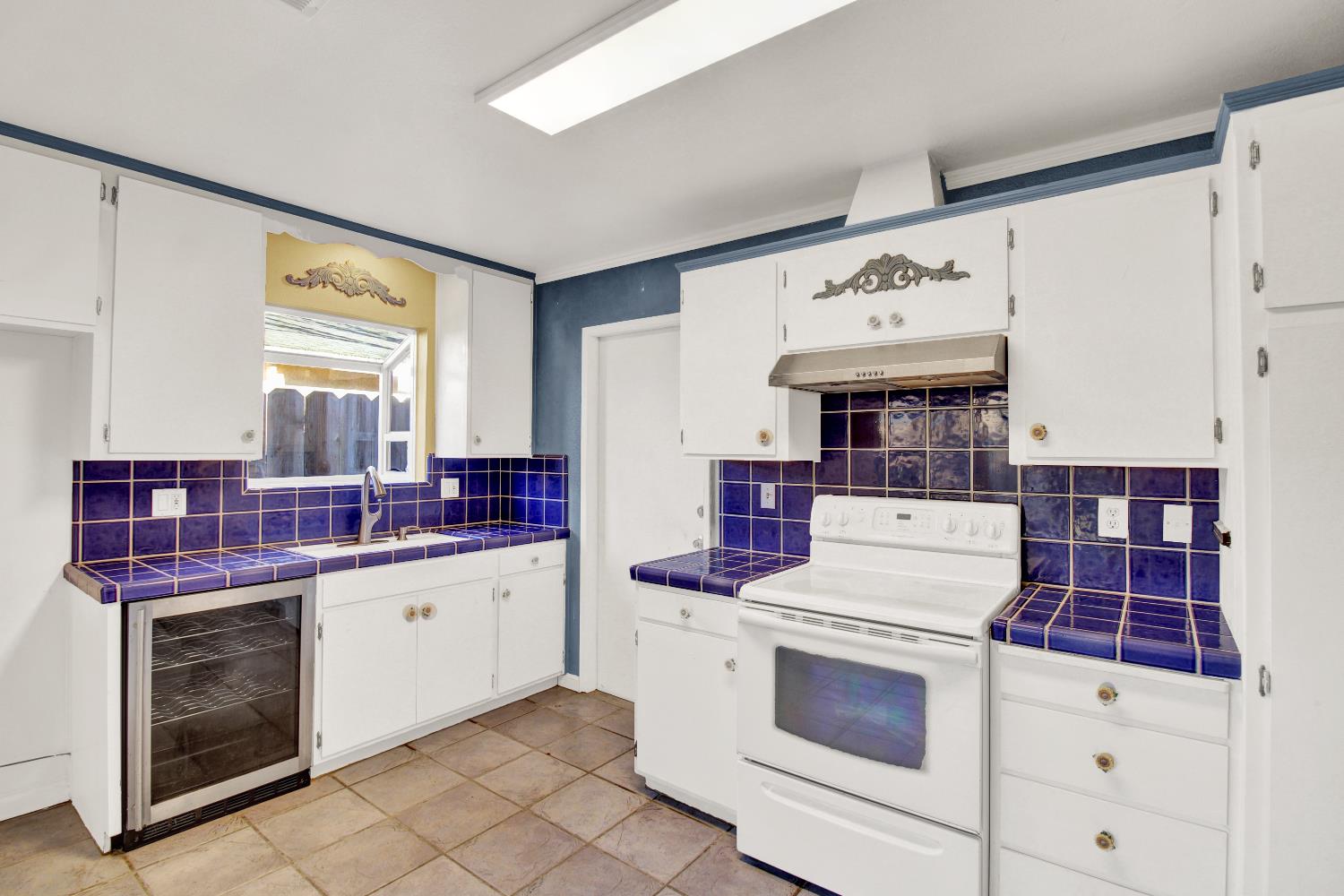 1837 Celeste Dr, Modesto, CA 95355