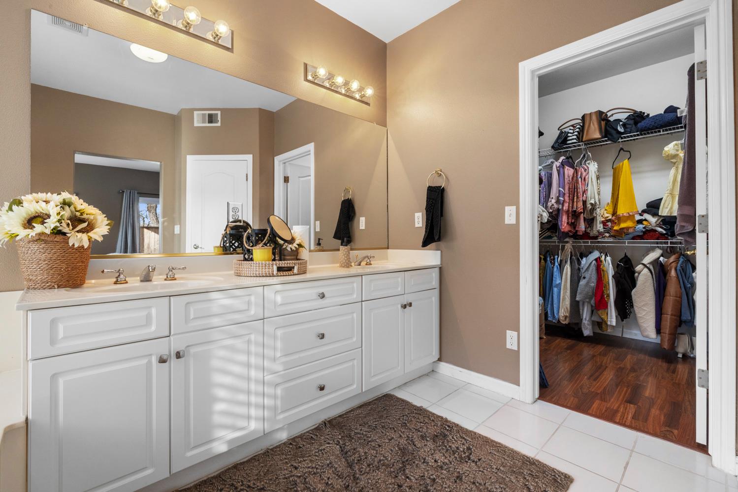 4716 Via Altura, Modesto, CA 95357