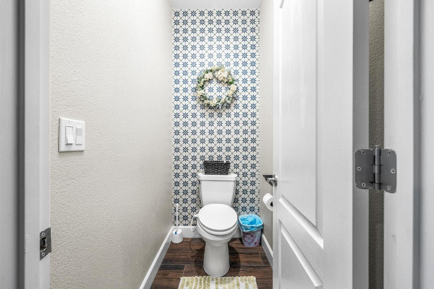 826 Grace Dr, Los Banos, CA 93635