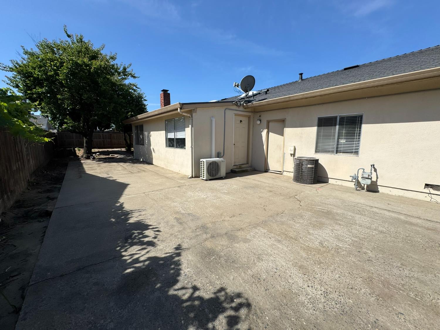 2300 Drew Ave, Turlock, CA 95382
