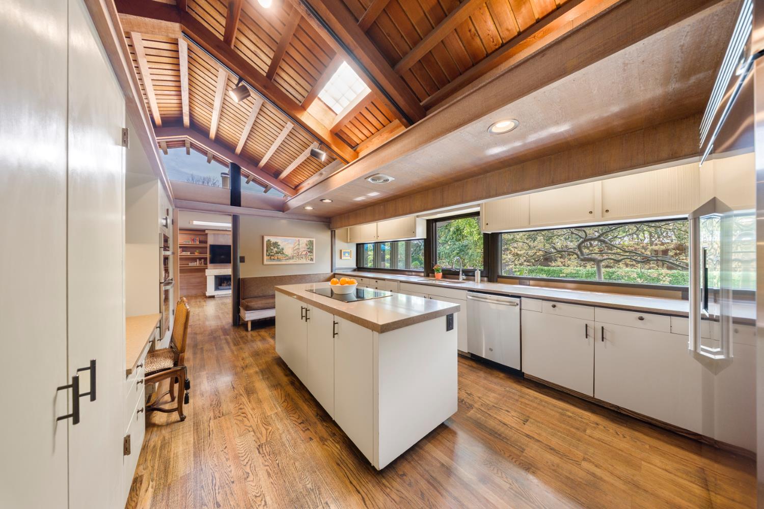 3112 Buckingham Ct, Modesto, CA 95350