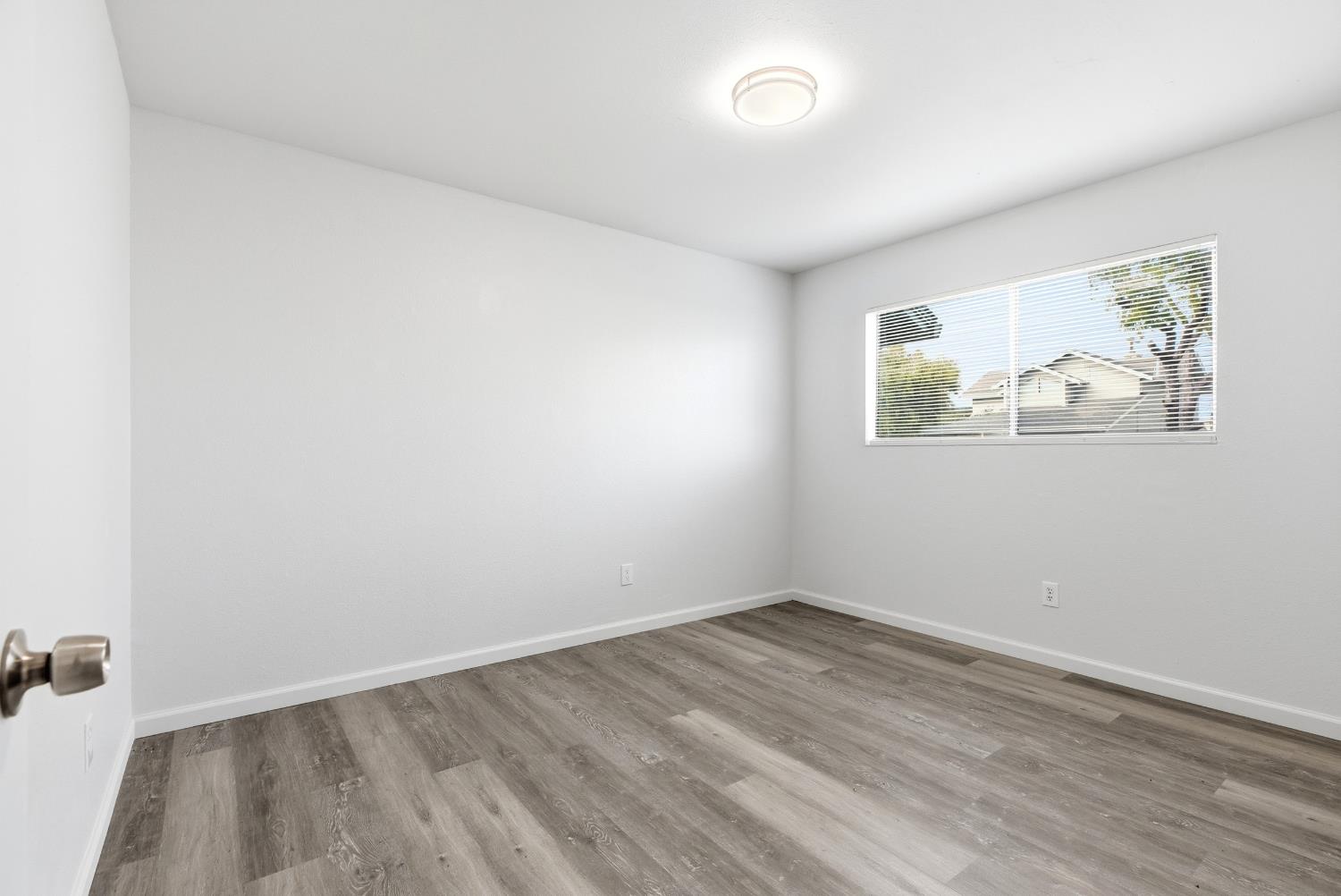 1802 Rockford Ave, Modesto, CA 95355