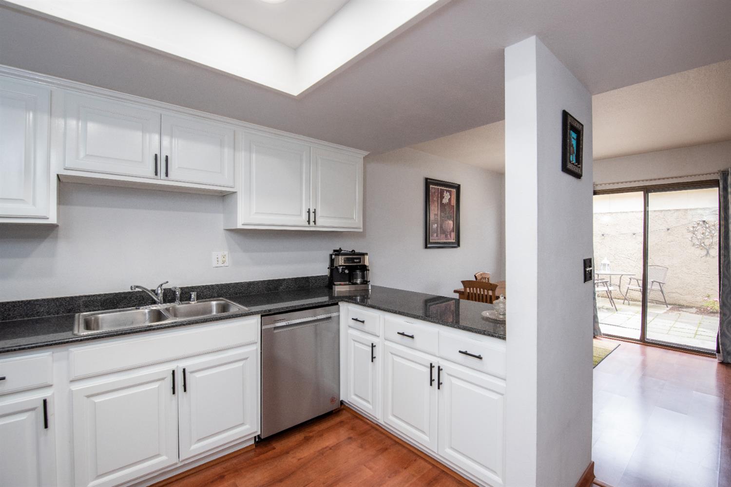 1232 W Roseburg Ave #C, Modesto, CA 95350