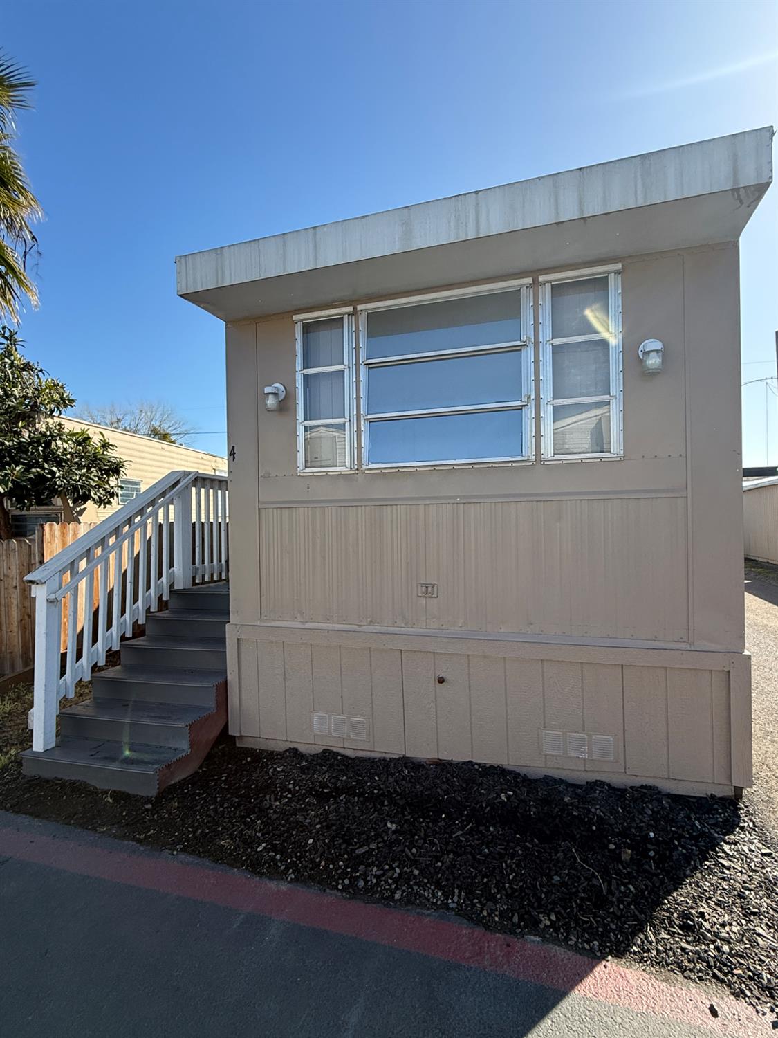 2355 Atwater Blvd #4, Atwater, CA 95301