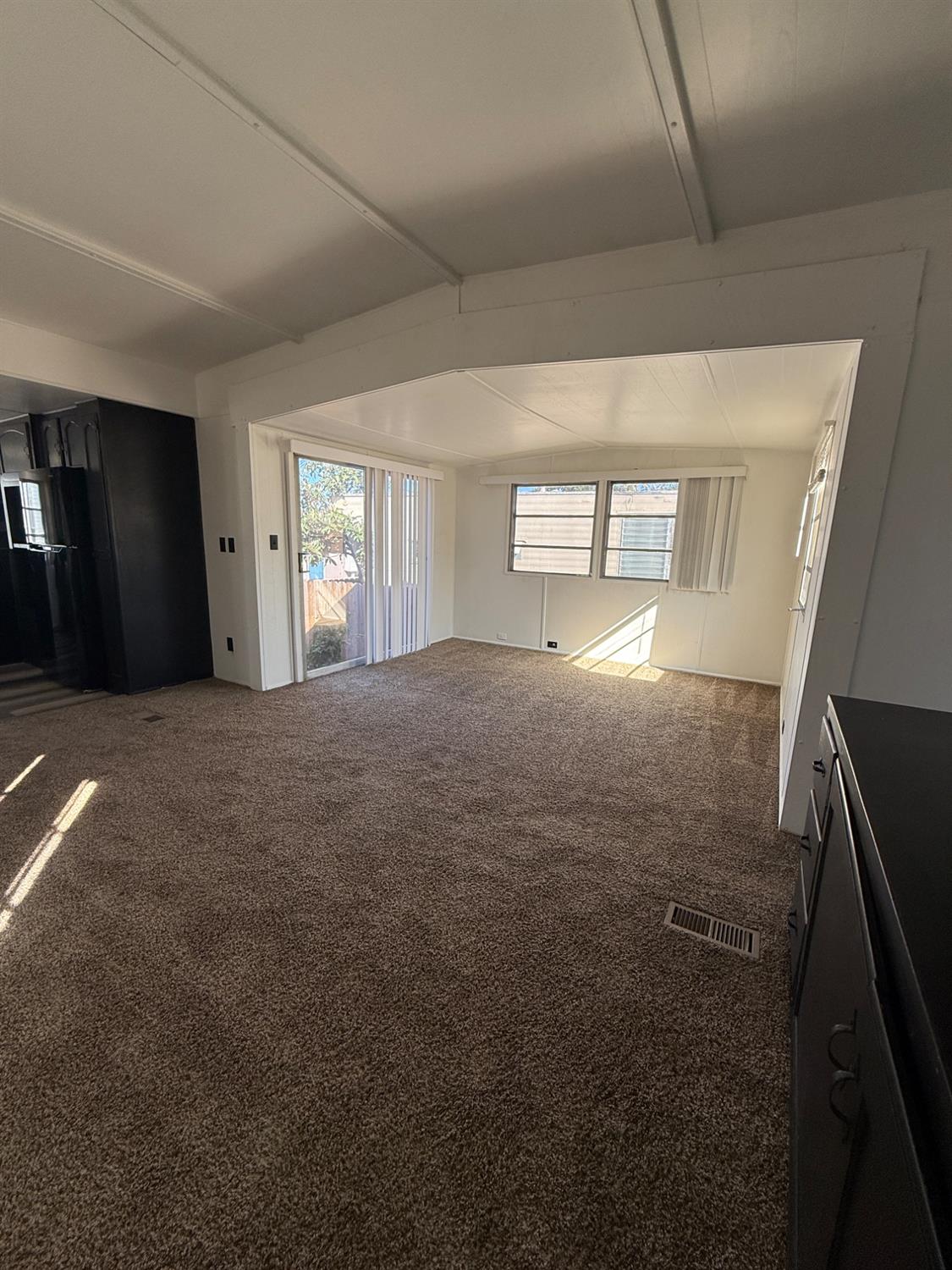 2355 Atwater Blvd #4, Atwater, CA 95301