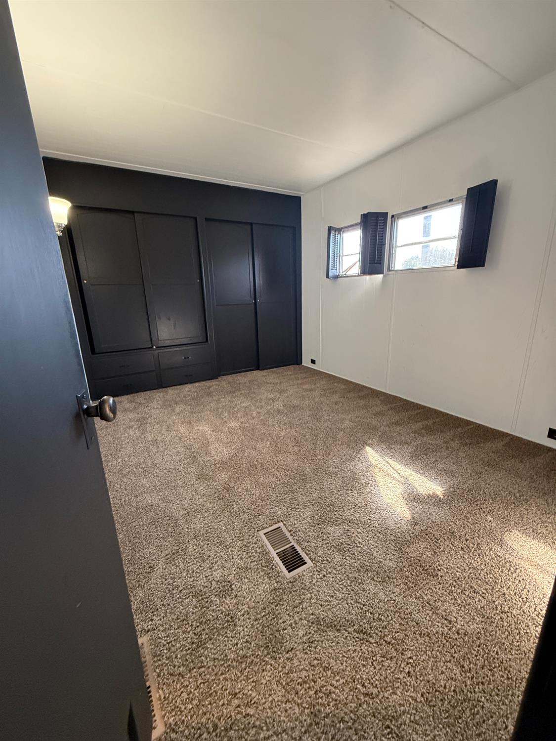 2355 Atwater Blvd #4, Atwater, CA 95301