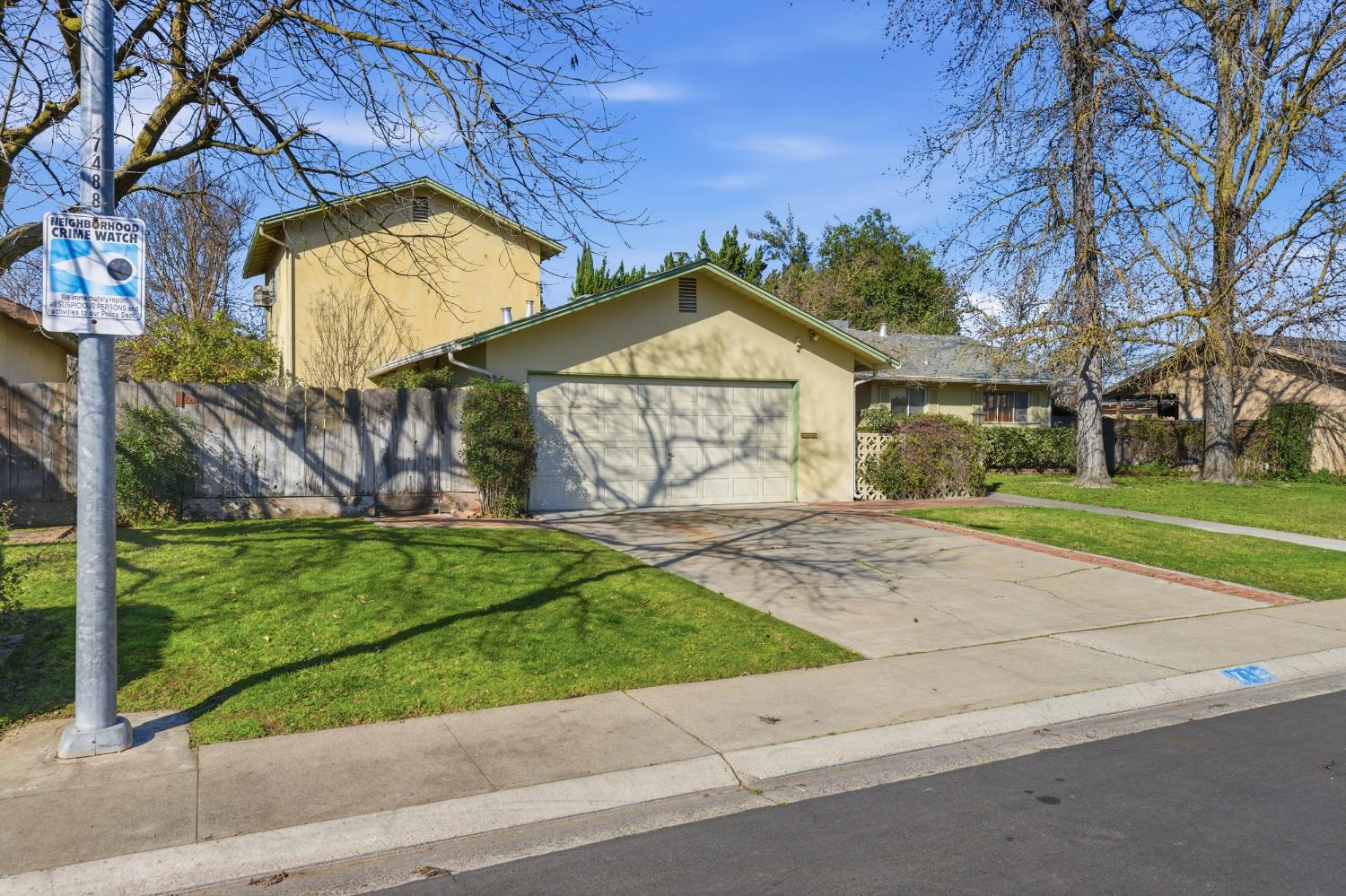 713 Rio Vista Dr, Modesto, CA 95355