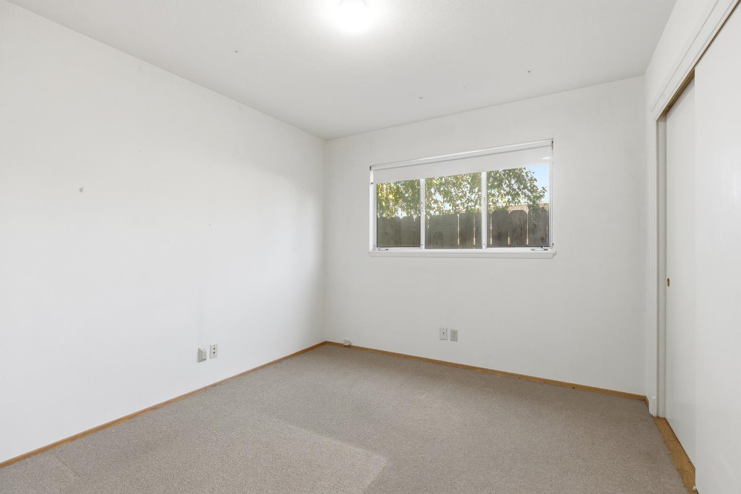 713 Rio Vista Dr, Modesto, CA 95355