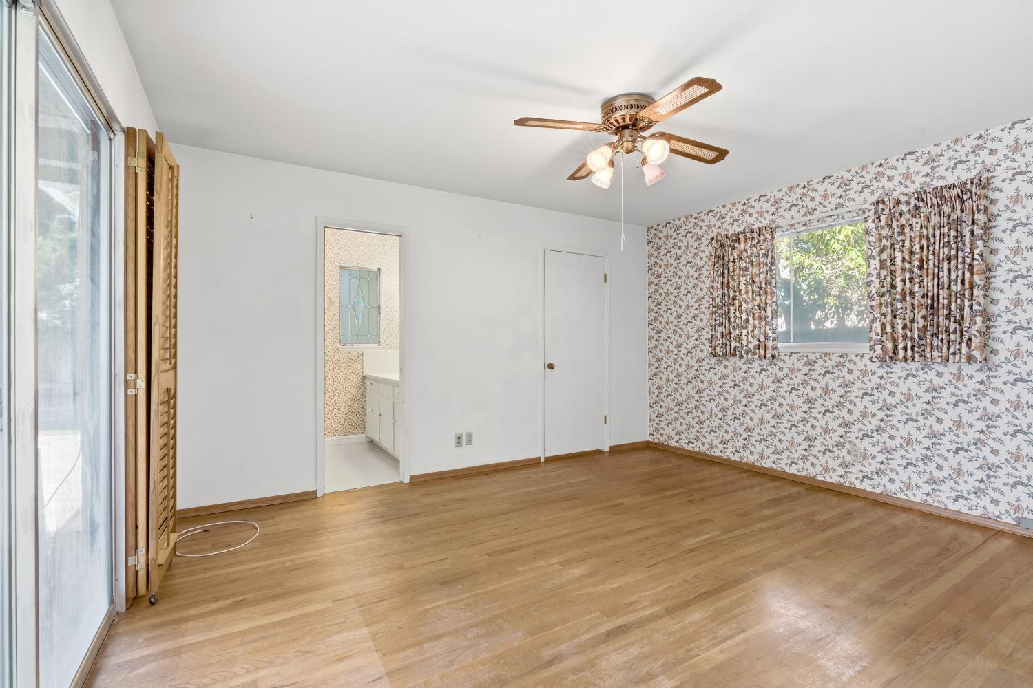 713 Rio Vista Dr, Modesto, CA 95355