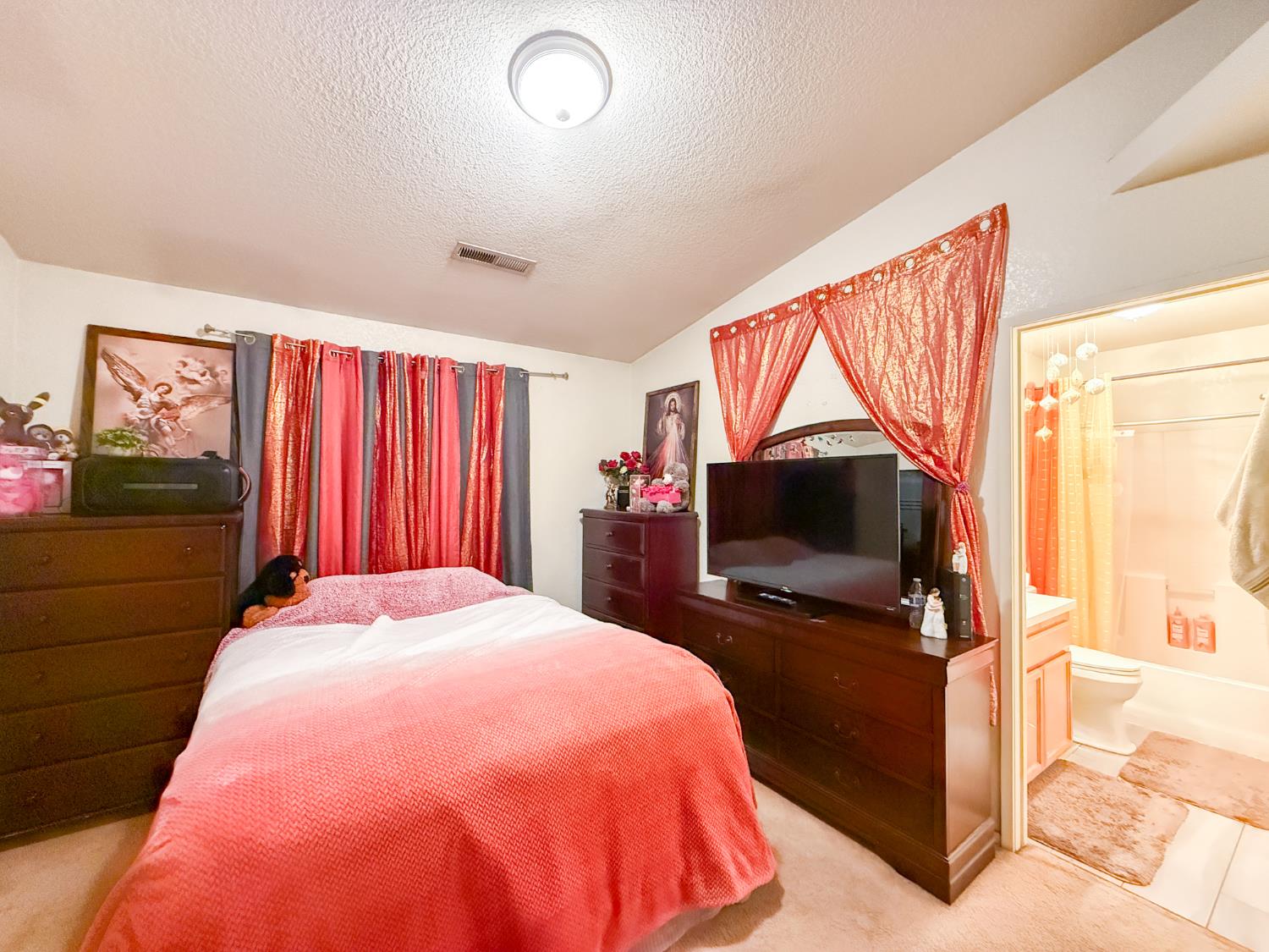 151 El Verano Way, Merced, CA 95341